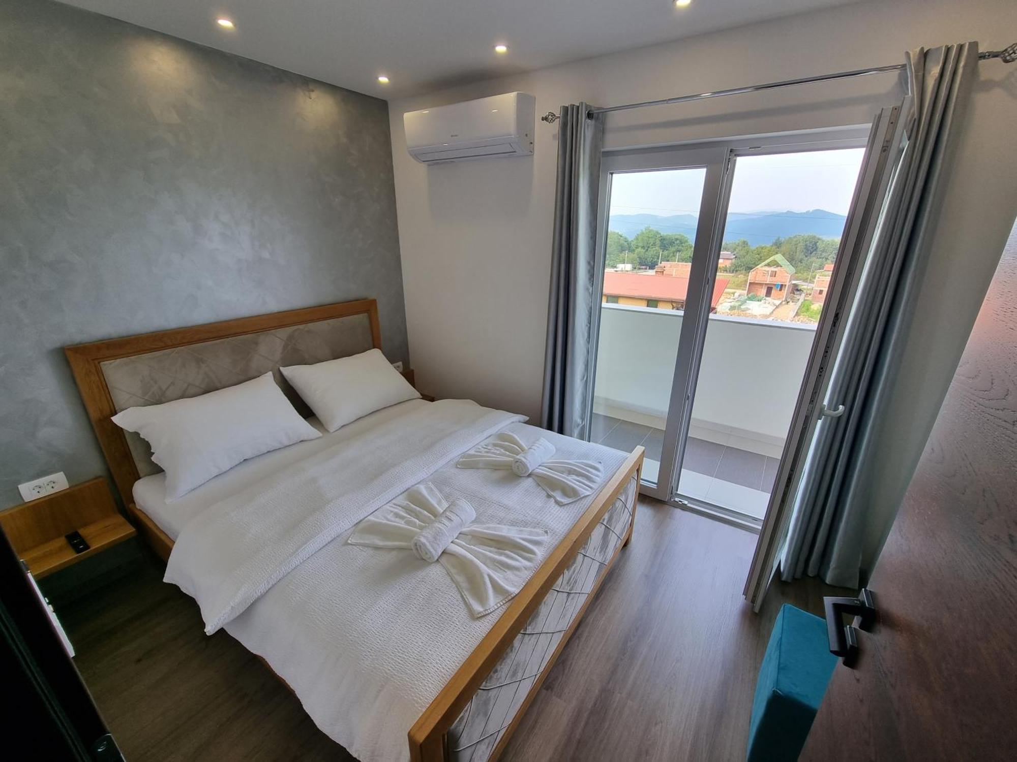 Villa Park Ravne Високо Экстерьер фото