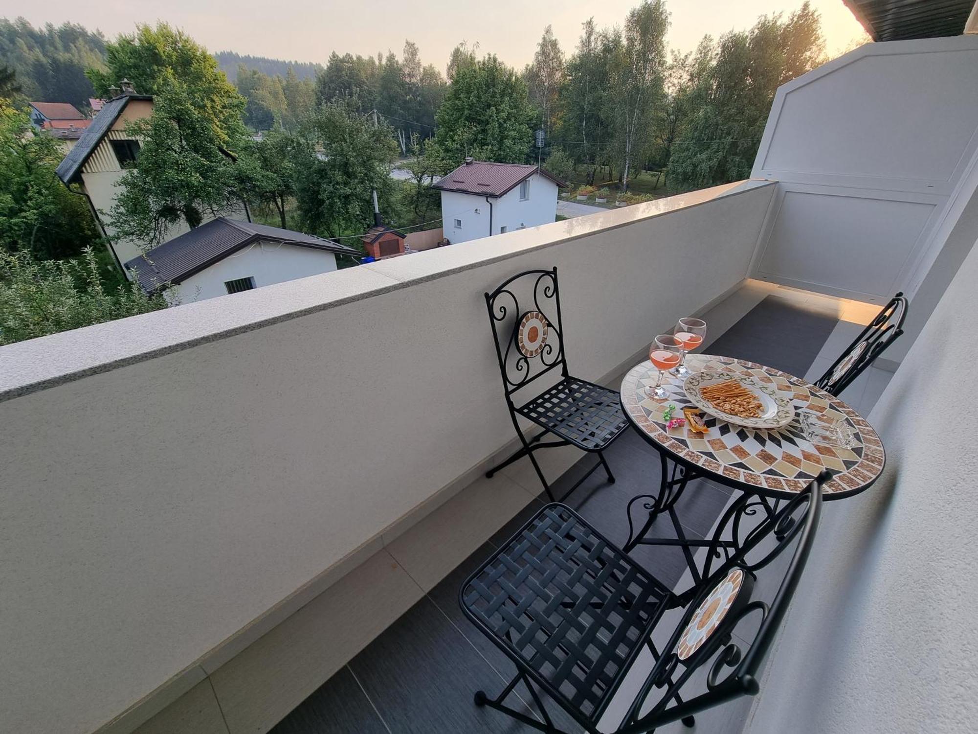 Villa Park Ravne Високо Экстерьер фото