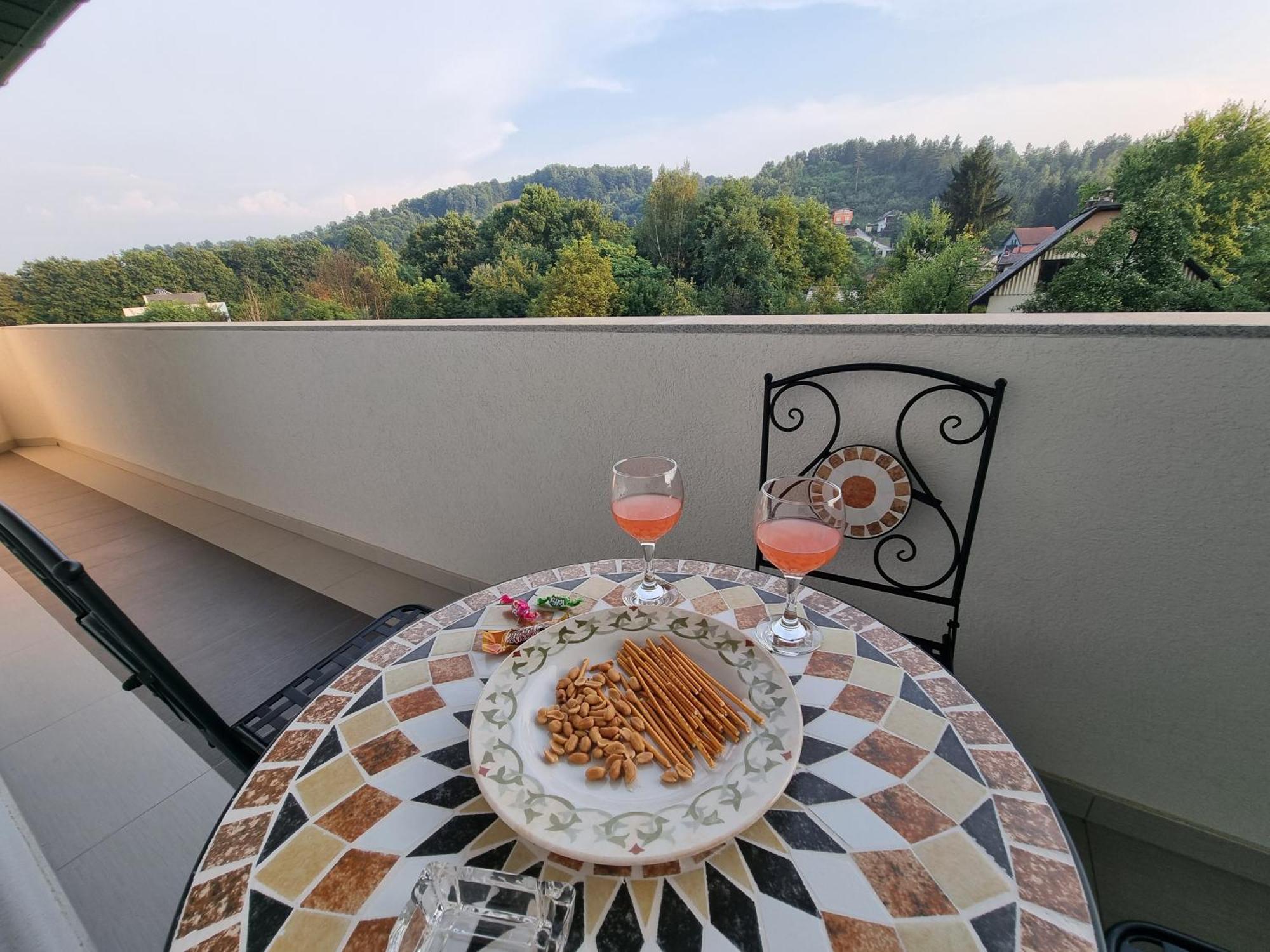 Villa Park Ravne Високо Экстерьер фото